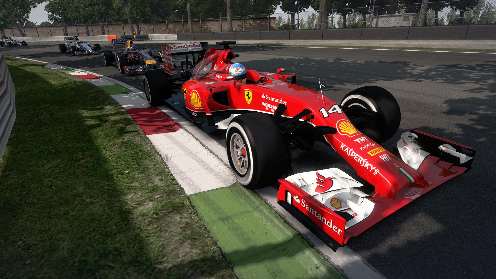 F1 2014 races into stores